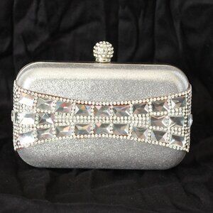 Silver clutch